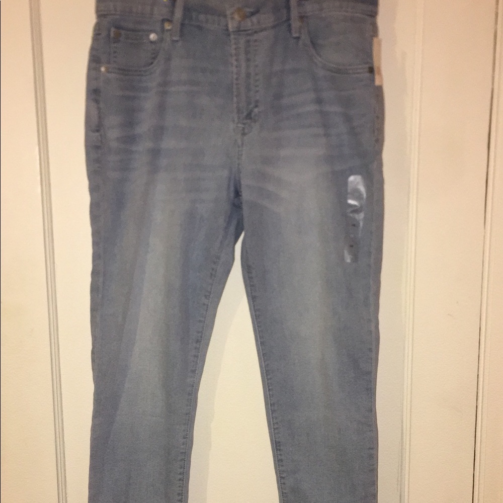 Size 28 Women’s GAP Best Girlfriend Jeans